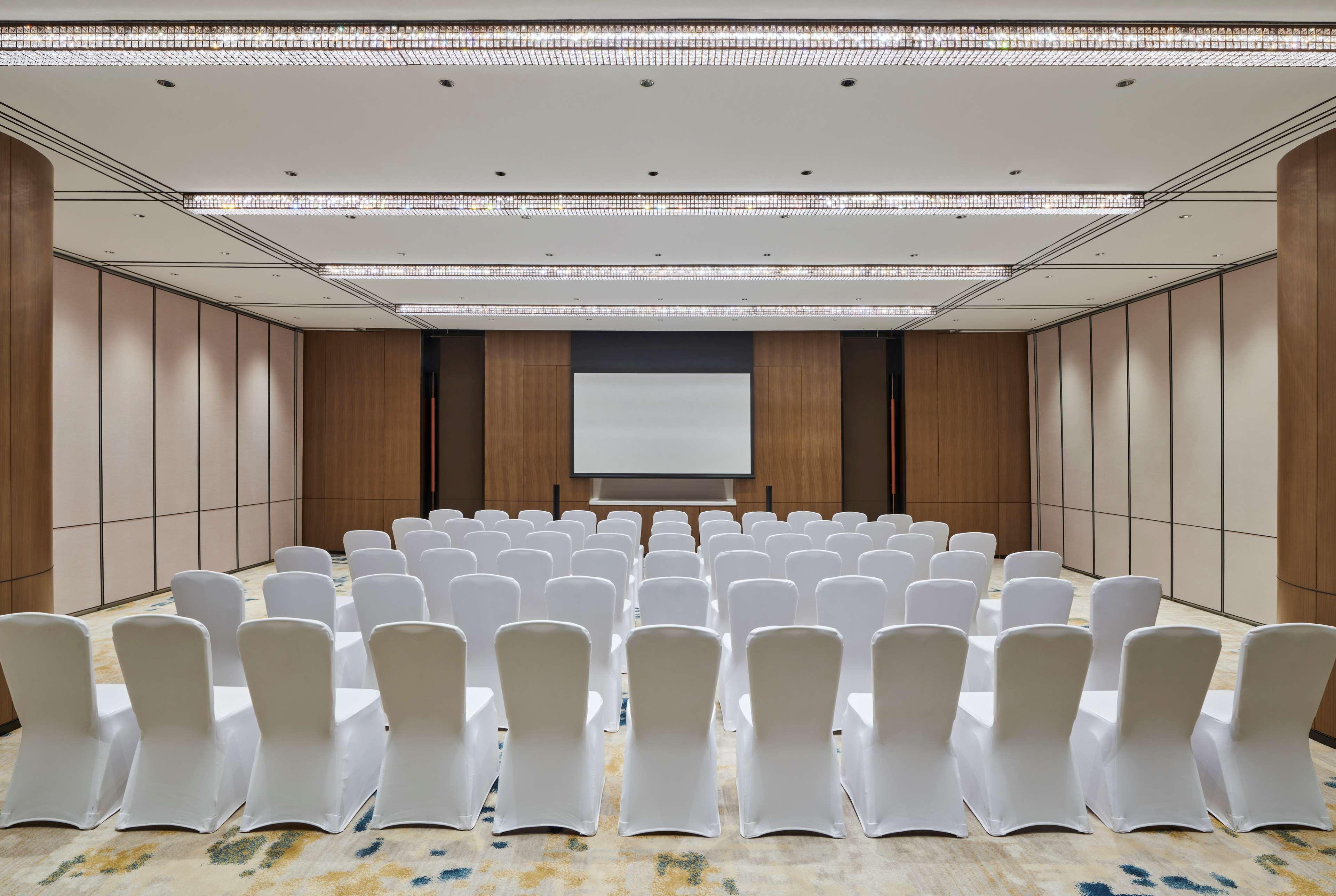 Hilton Changsha Riverside Екстериор снимка