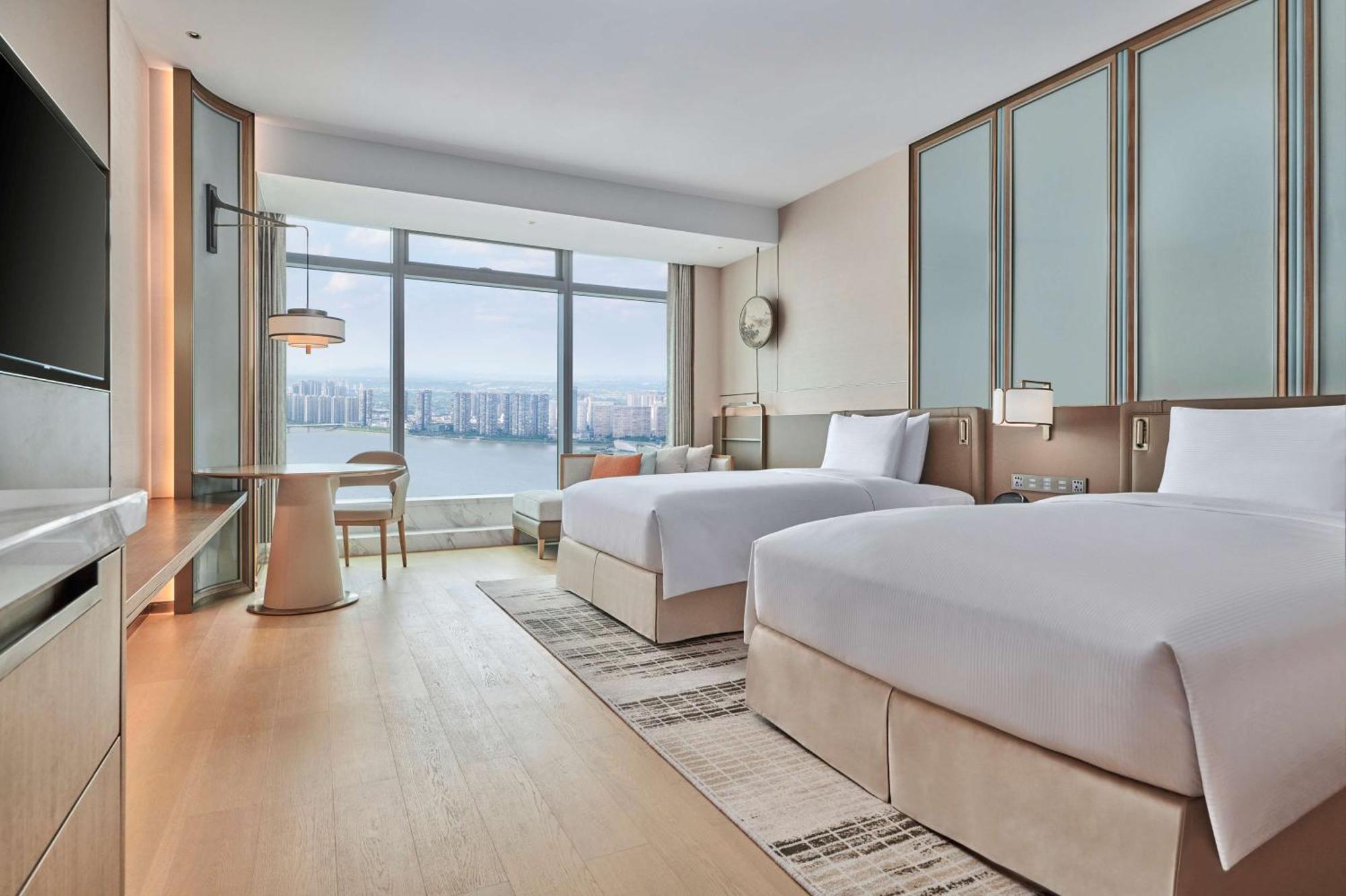Hilton Changsha Riverside Екстериор снимка