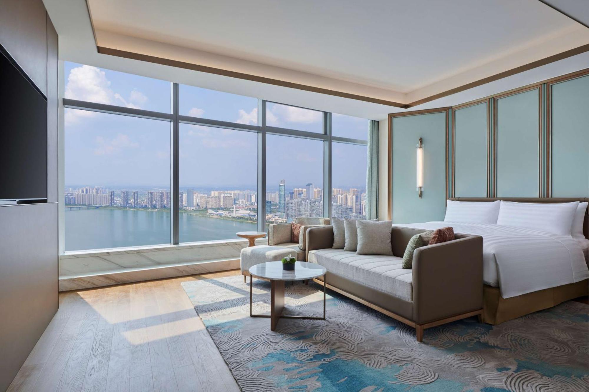 Hilton Changsha Riverside Екстериор снимка