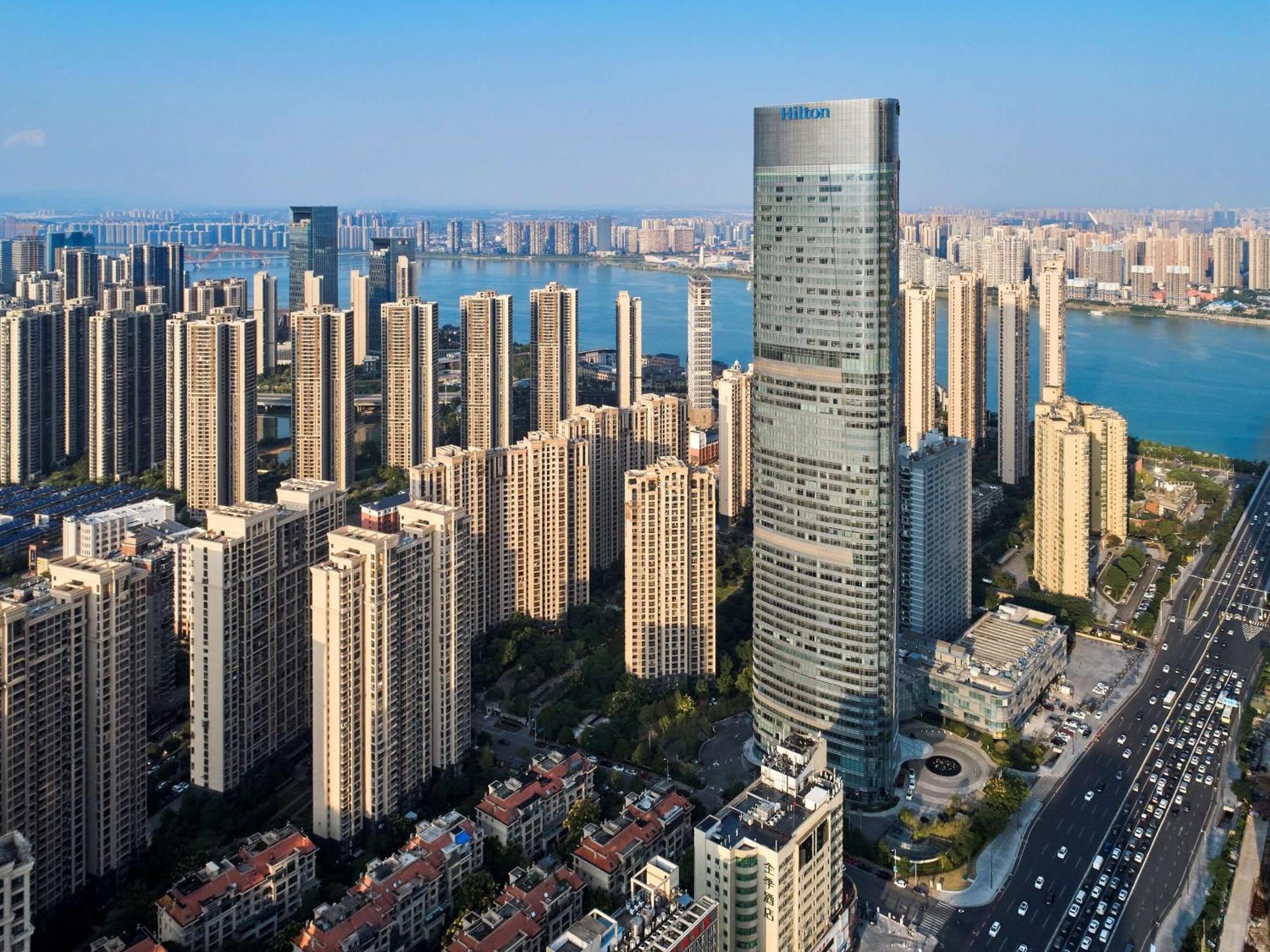 Hilton Changsha Riverside Екстериор снимка
